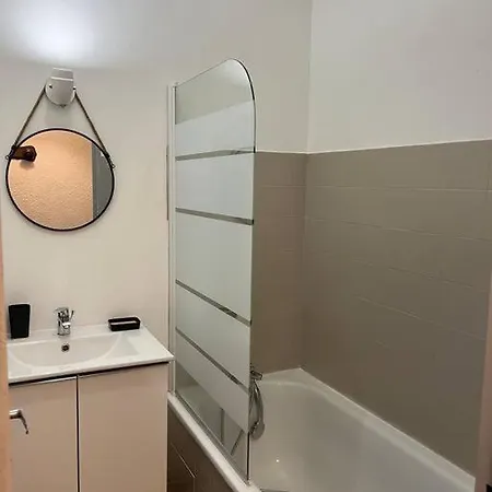 Moderne & Chaleureux Apartment Greoux-les-Bains